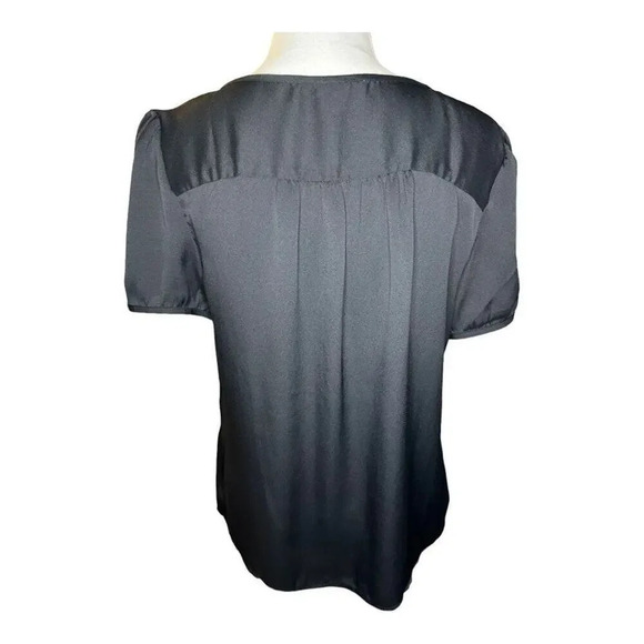 Ann Taylor LOFT Women’s Medium Black Short Sleeved Blouse - Picture 3 of 6